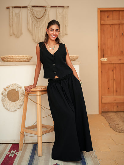 Black sleeveless suit skirt set