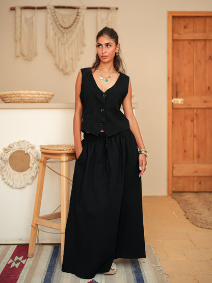 Black sleeveless suit skirt set
